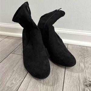 T.J.Maxx Black Ankle Booties